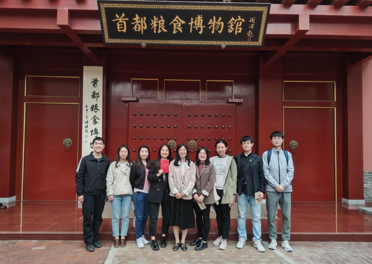 學(xué)習(xí)糧食安全重要論述  凝聚農(nóng)墾保供青年力量 ——農(nóng)墾中心團(tuán)支部、第一青年理論學(xué)習(xí)小組舉辦慶祝五四青年節(jié)活動