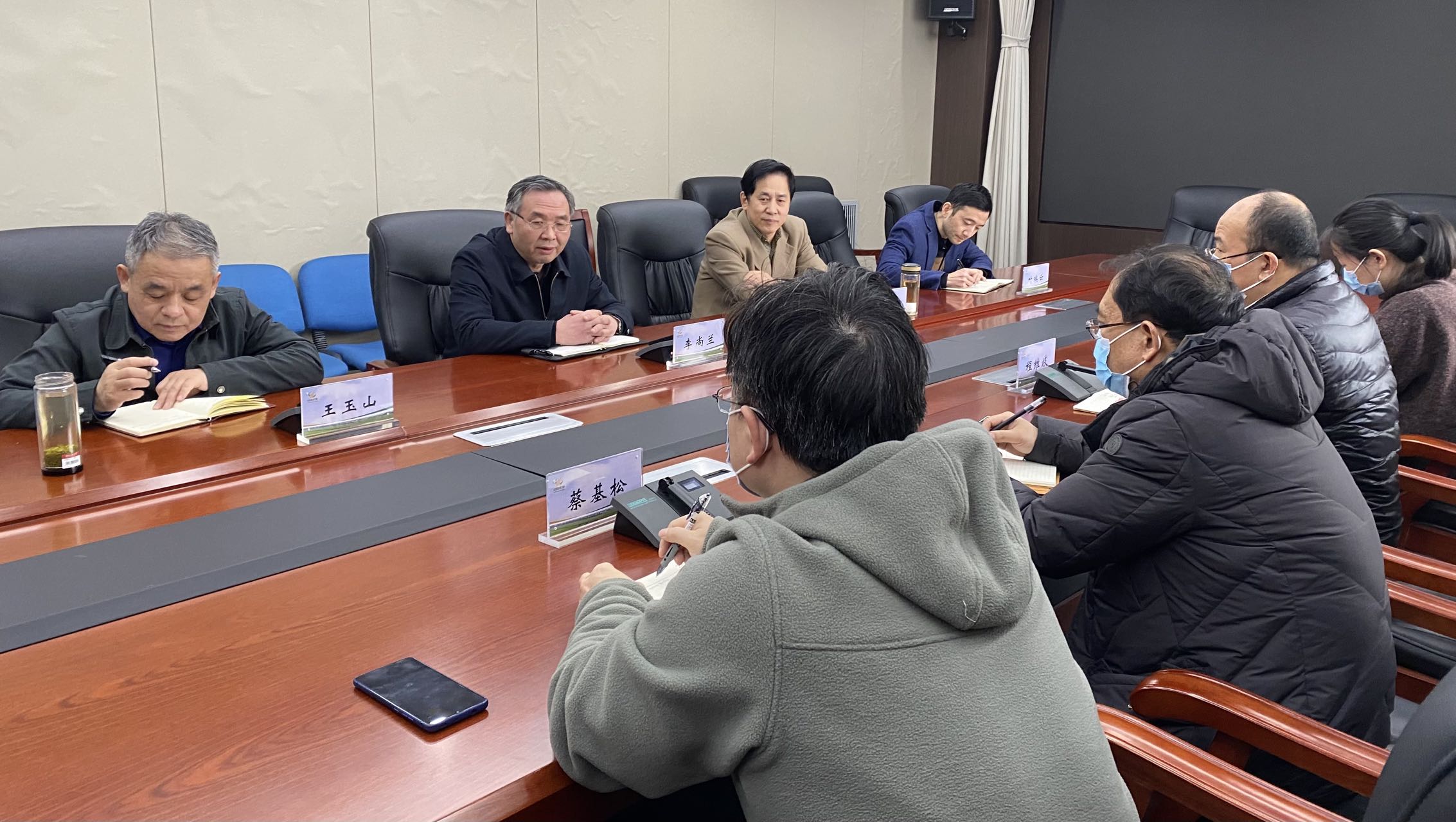 中國(guó)農(nóng)墾經(jīng)濟(jì)發(fā)展中心召開(kāi)新任處級(jí)干部廉政談話會(huì)議