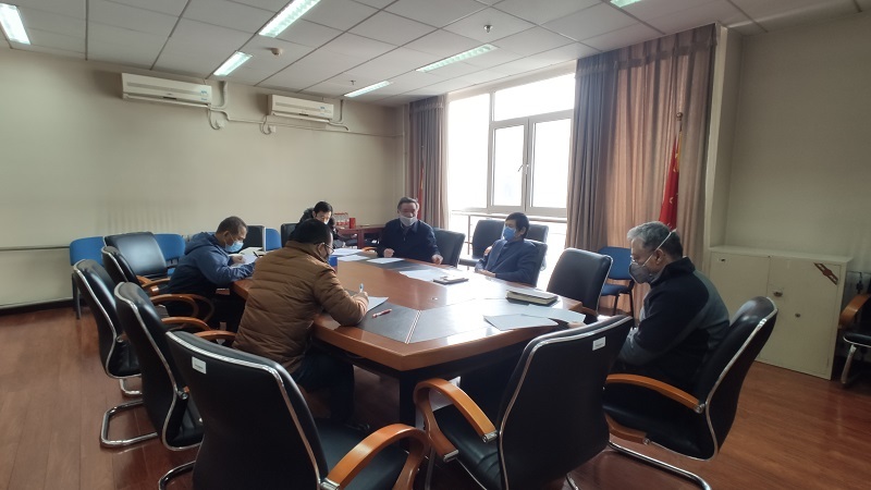 中心在廣大青年中部署開展“在戰(zhàn)疫中感悟，在希望中成長”征文演講等系列活動(dòng)